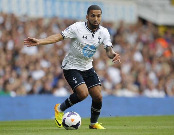 Aaron Lennon - Tốc độ không thể ngăn cản