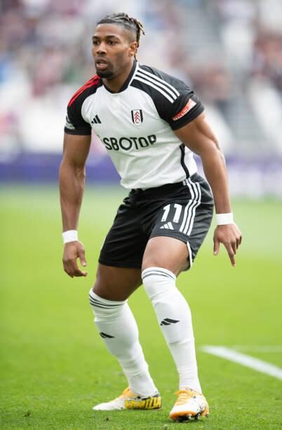 Adama Traore thi đấu cho Fulham