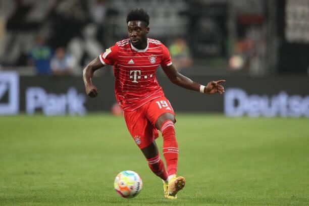 Alphonso Davies - Siêu tốc độ trẻ