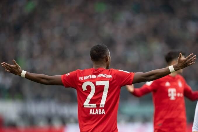 David Alaba trong áo số 27