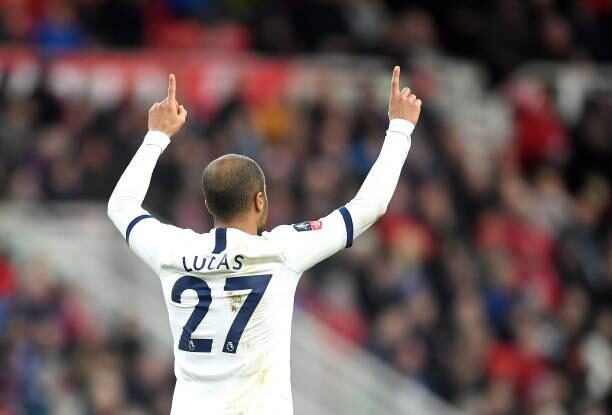 Lucas Moura trong áo số 27