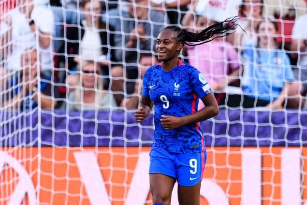 Marie-Antoinette Katoto thi đấu cho PSG