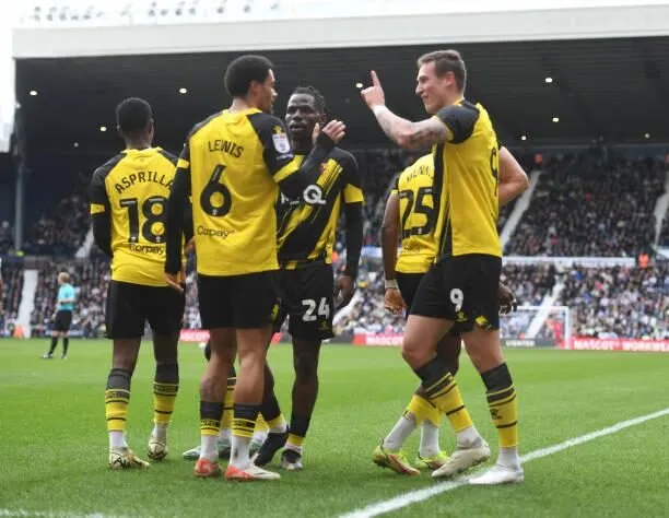 Mileta Rajovic của Watford FC ăn mừng bàn thắng