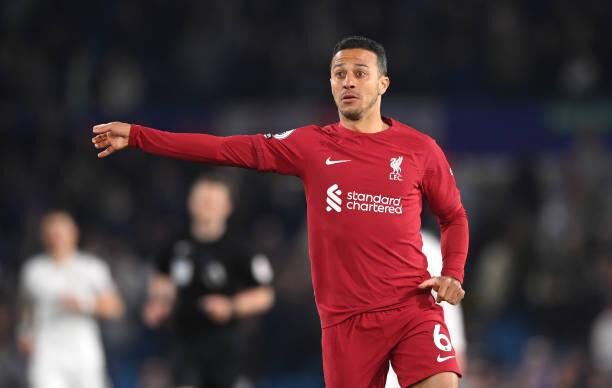 Thiago Alcântara thường xuyên vắng mặt do chấn thương